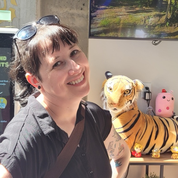 Meet your Posher, Caitlyn - Picture 1 of 1